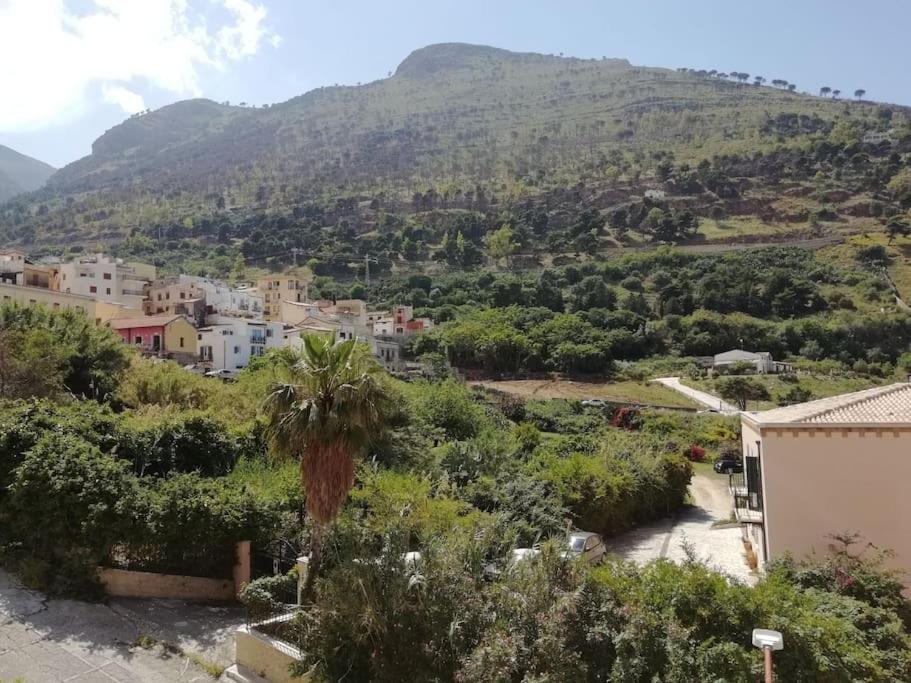 A 2 Passi Dal Castello ,Appartamento Con Veranda Кастелламмаре-дель-Голфо Экстерьер фото